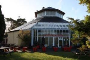 Connemara Gateway Hotel อูคเทอราร์ด ภายนอก รูปภาพ