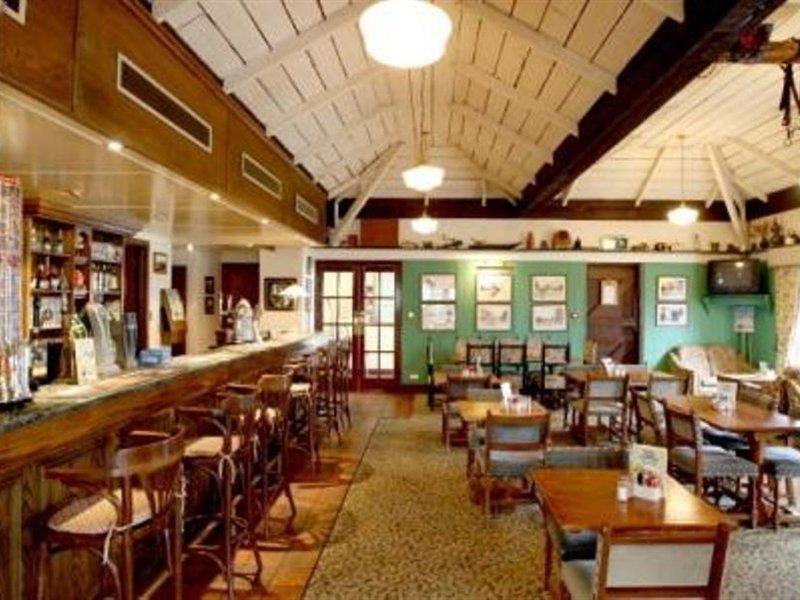 Connemara Gateway Hotel อูคเทอราร์ด ภายนอก รูปภาพ